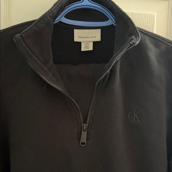 Calvin Klein Women’s Black Zip-Up Sweater and matching Jogger - Picture 2 of 2
